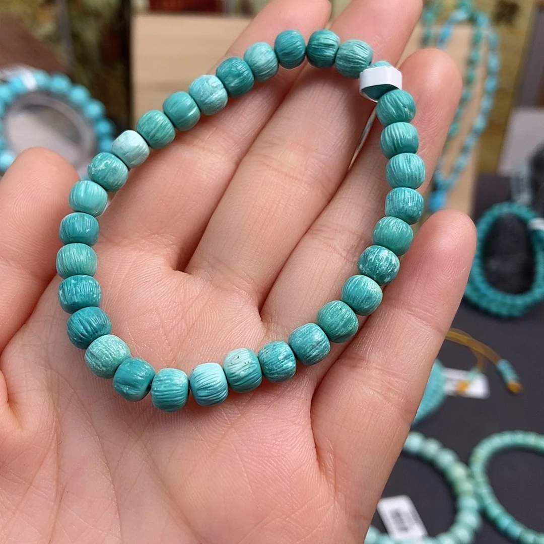 绿松石配饰未镶嵌