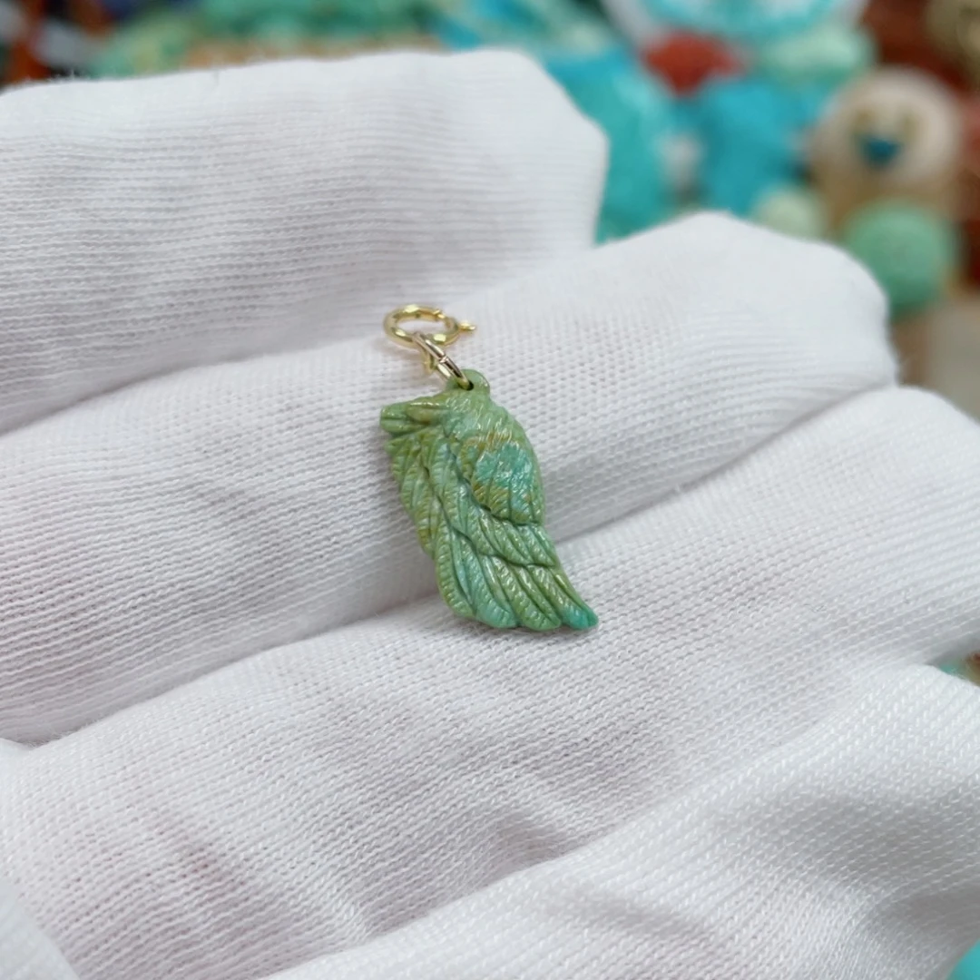 绿松石未镶嵌珠宝奇石