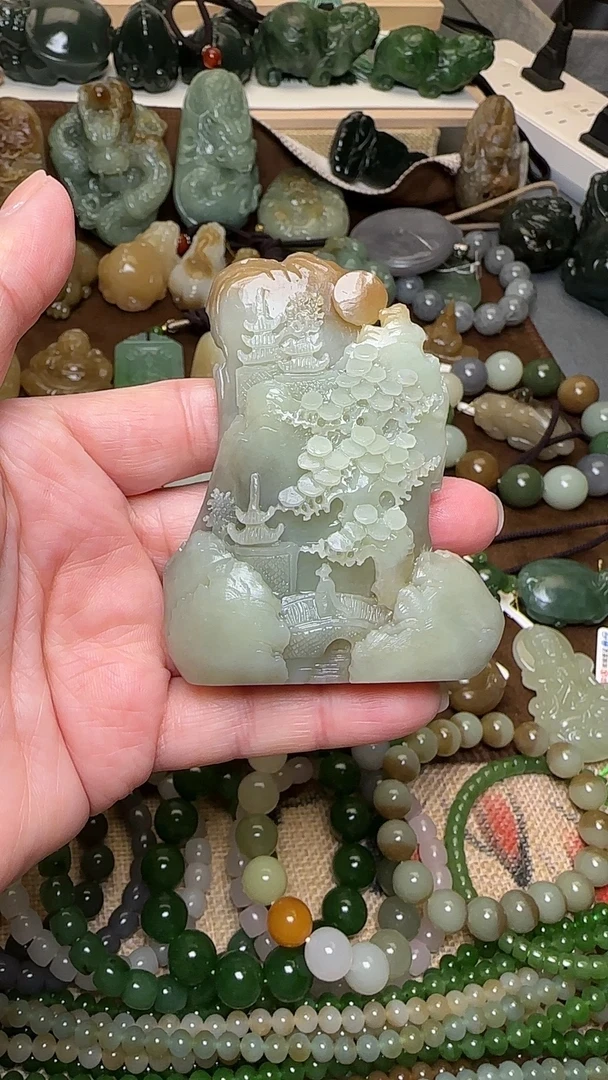 和田玉山水摆件展示