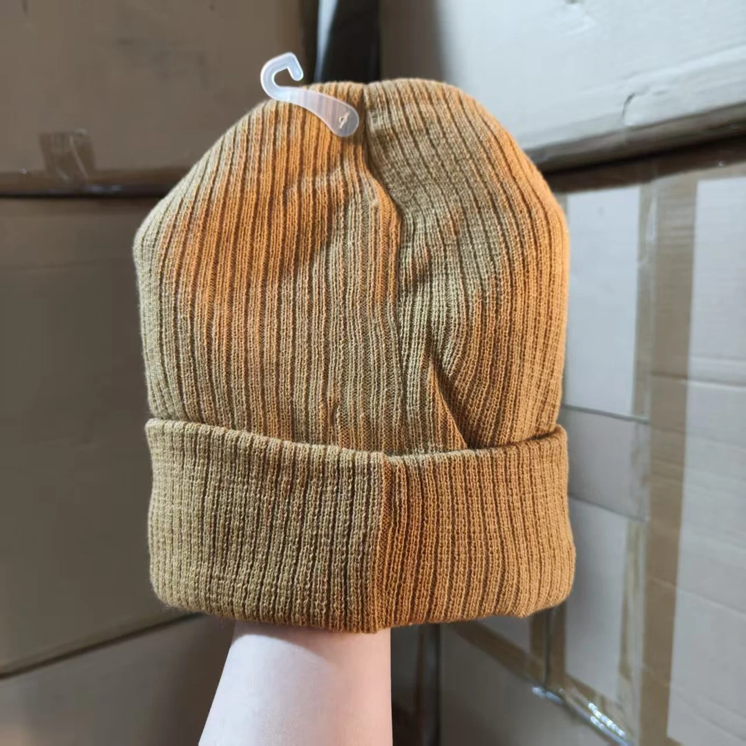 帽子3  黄棕色 发1个