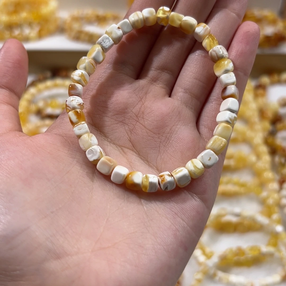 琥珀未镶嵌珠宝奇石彩沁瓷白方糖