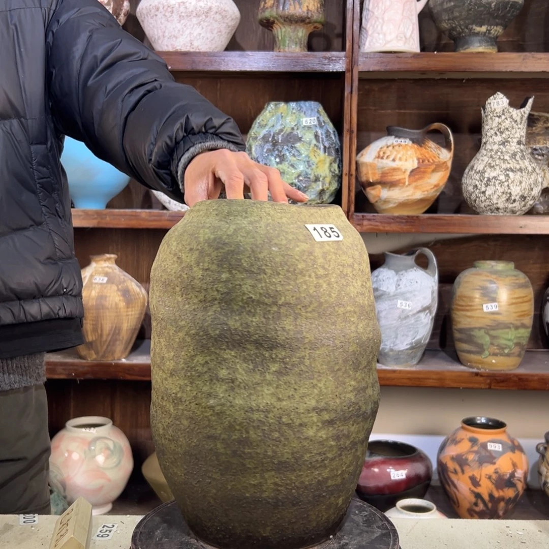 摆件185华庭街上釉色彩超了