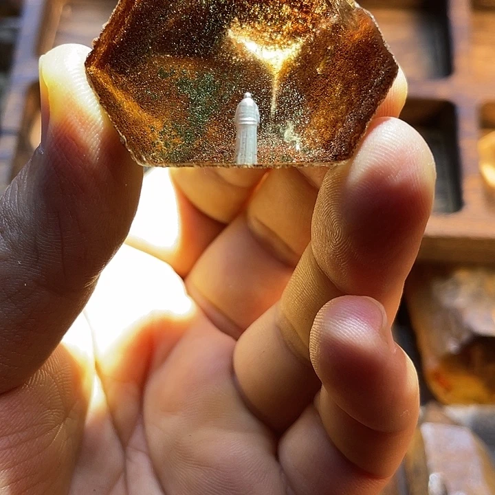 未镶嵌水晶珠宝半成品