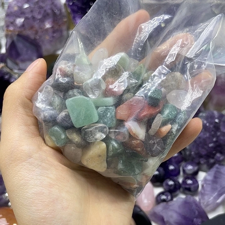 未镶嵌水晶大型摆件（非配饰）