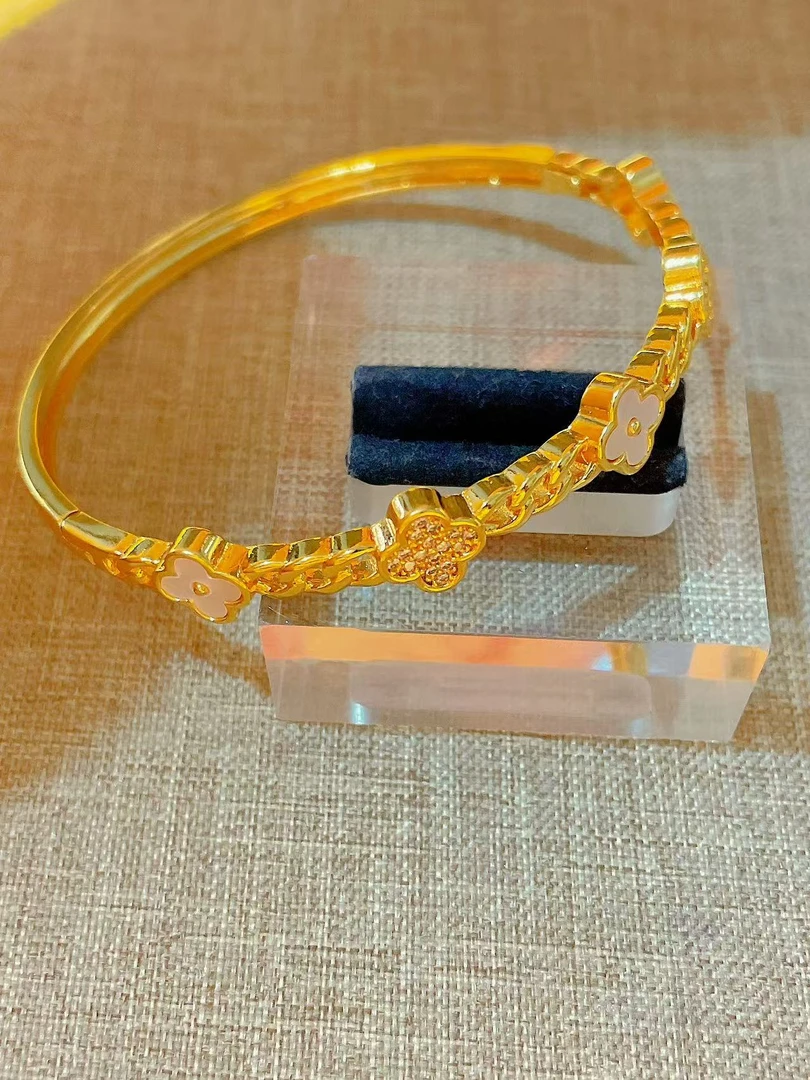 手镯 璀璨精美Tbbo8-7