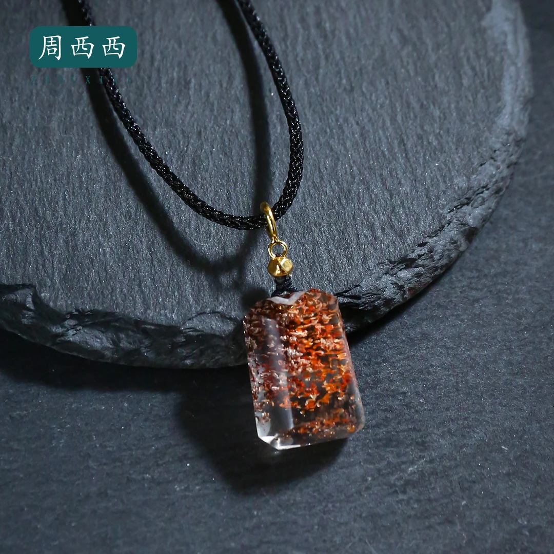 周西西精美幽灵无事牌项链长1.7宽1.3高0.8百搭多样性发货16783