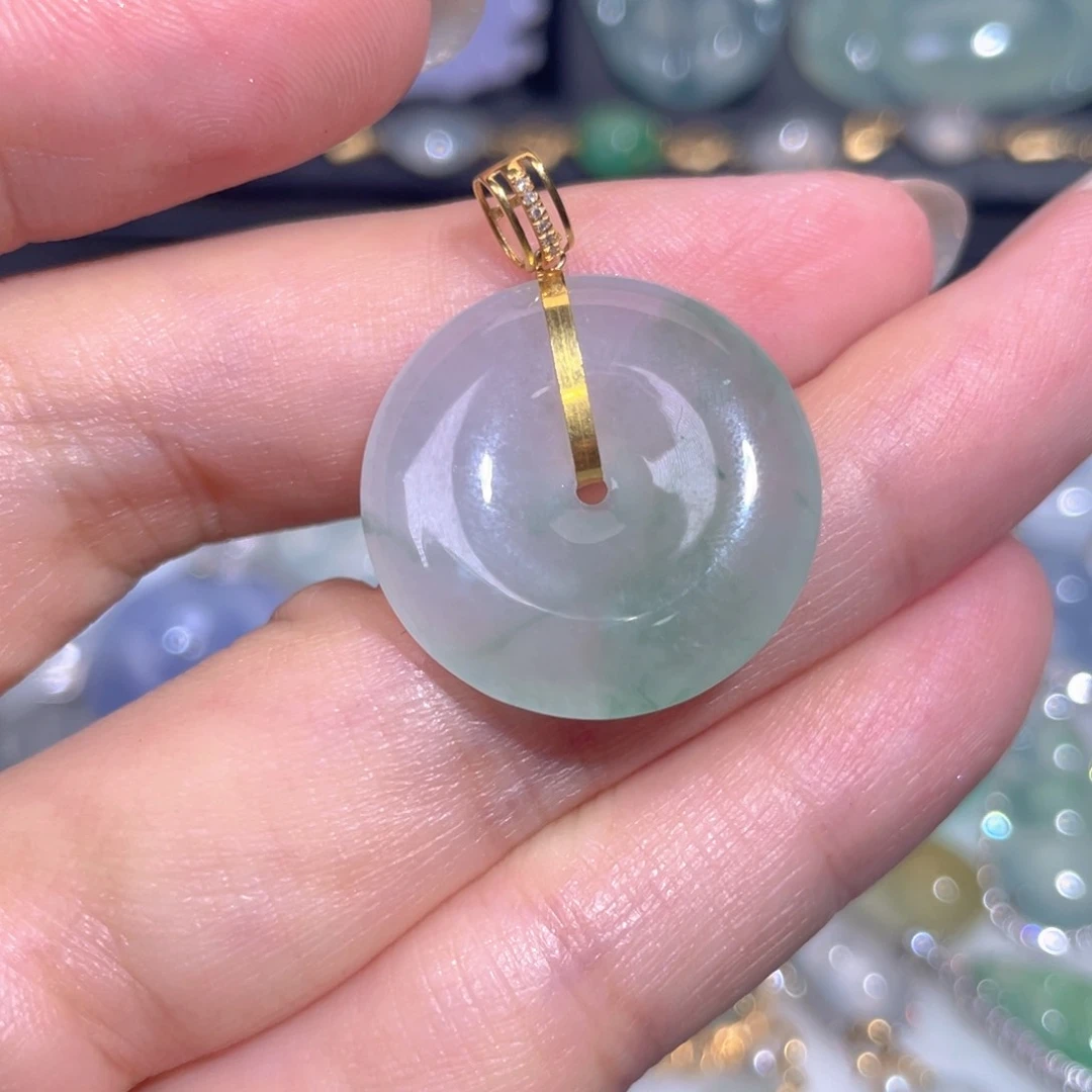 颈饰18K金镶嵌翡翠翡翠