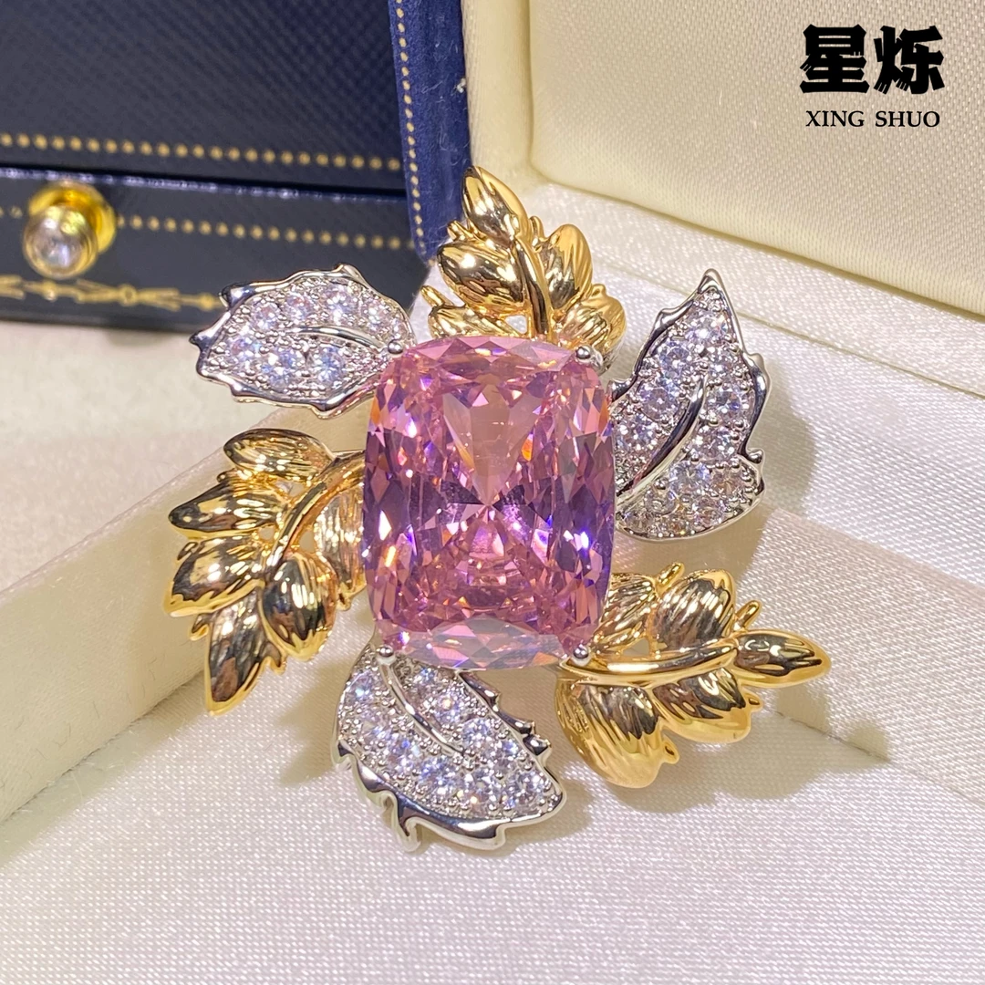 铜合金胸针 【粉色之心】高端定制设计师轻奢时尚百搭精致奢华8041