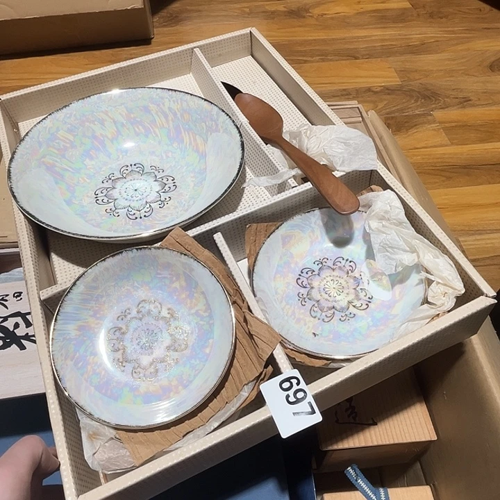 瓷片呀工艺品摆件瓷器摆件正能量