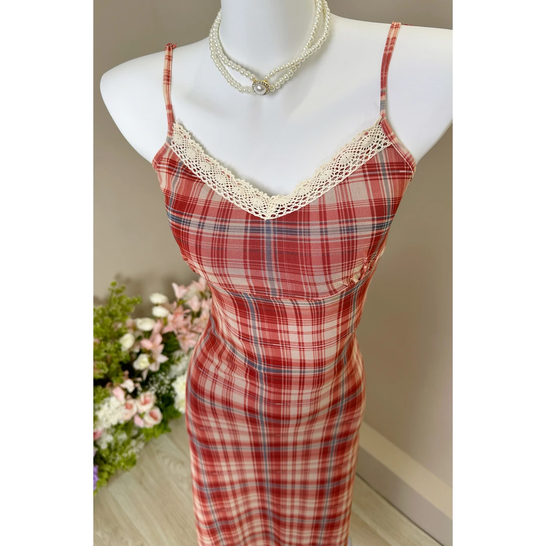 【编号001-066】温柔风收腰显瘦荡领连衣裙女2025新款包臀吊带裙