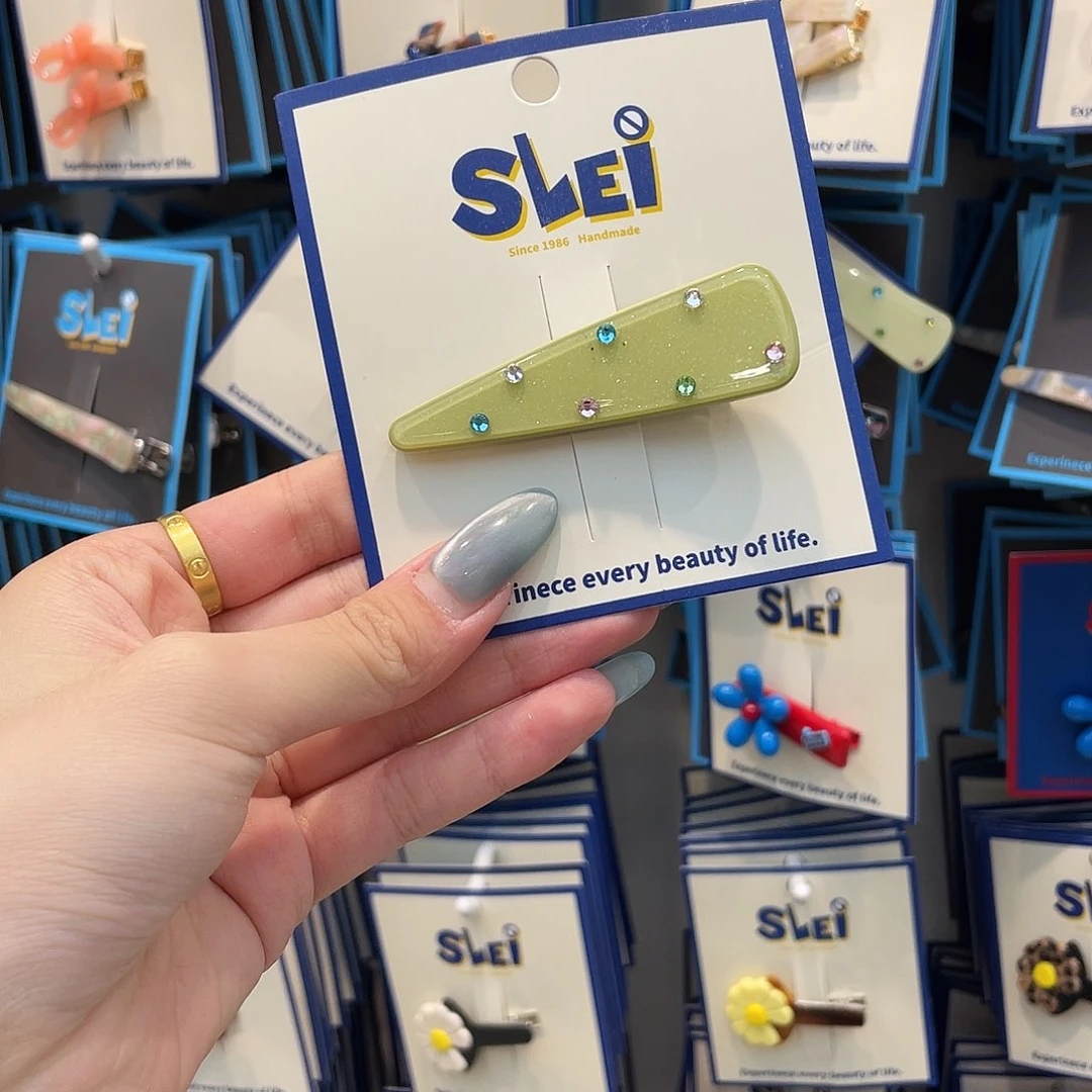 布艺非金属绿色彩钻三角发夹