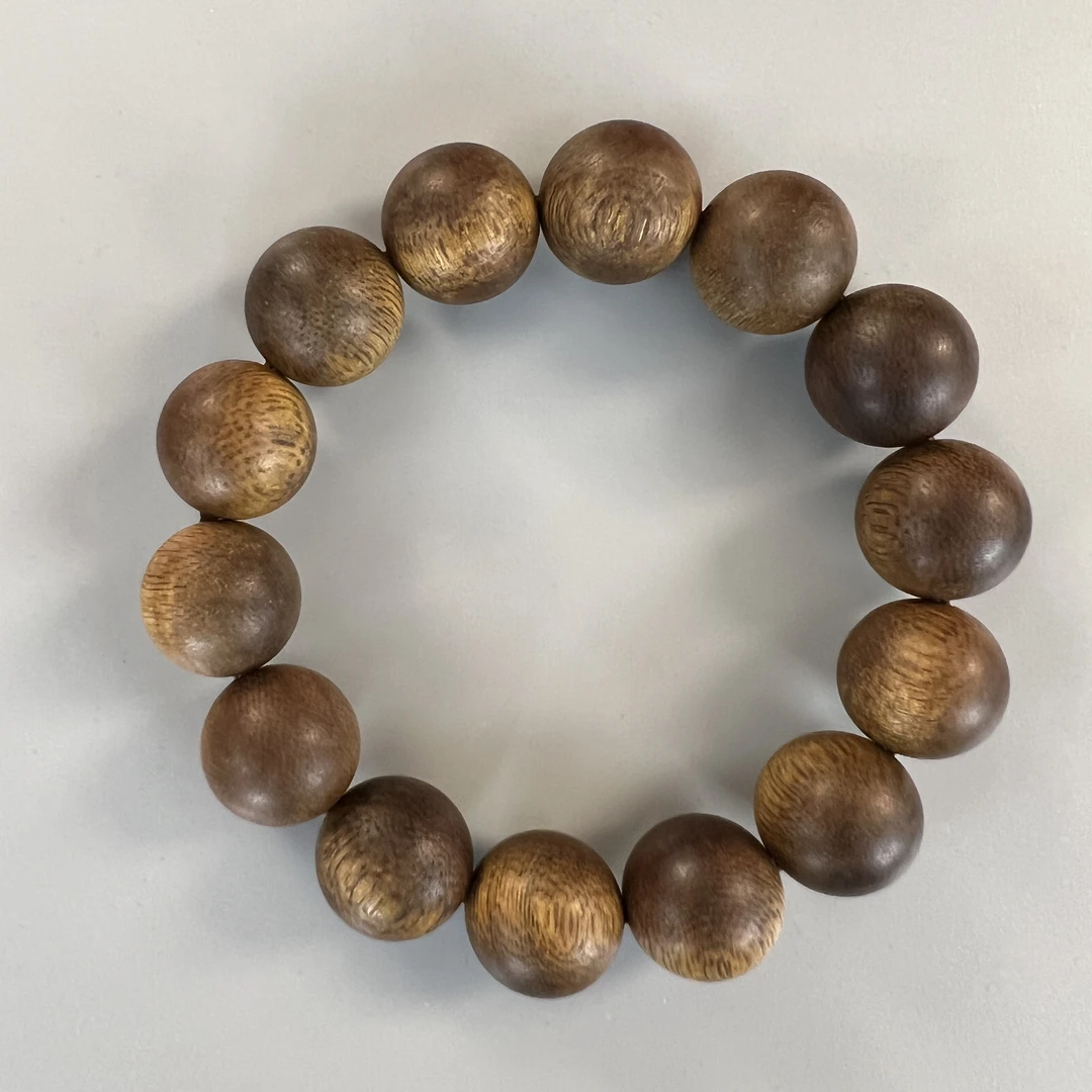 Z-180【老东马绿底粗纹】沉香单圈约 16mm，31.5g