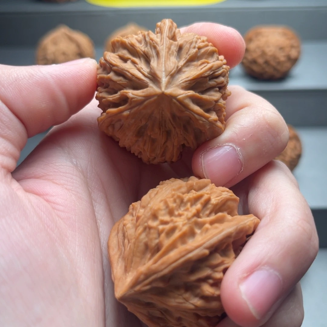 文玩核桃把件39x39x39御龙三棱