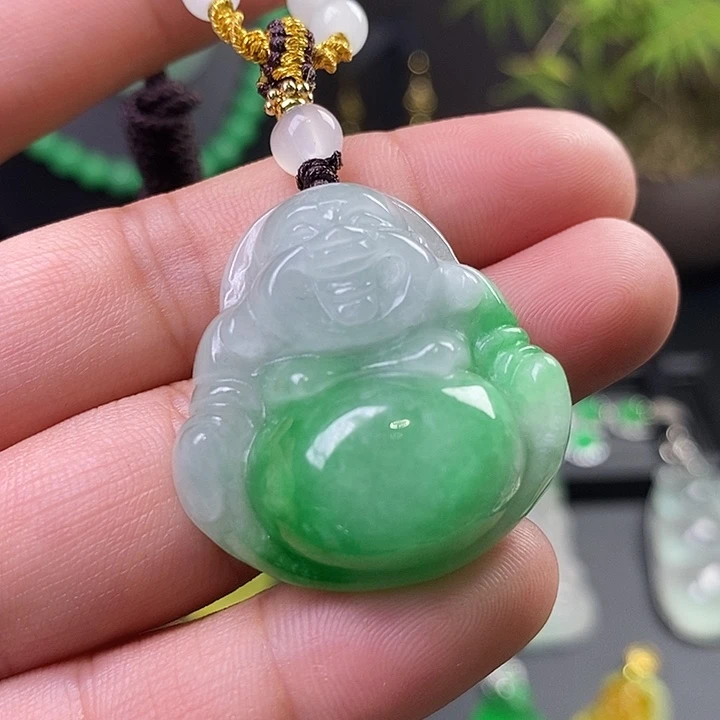 翡翠未镶嵌吊坠(赠链)