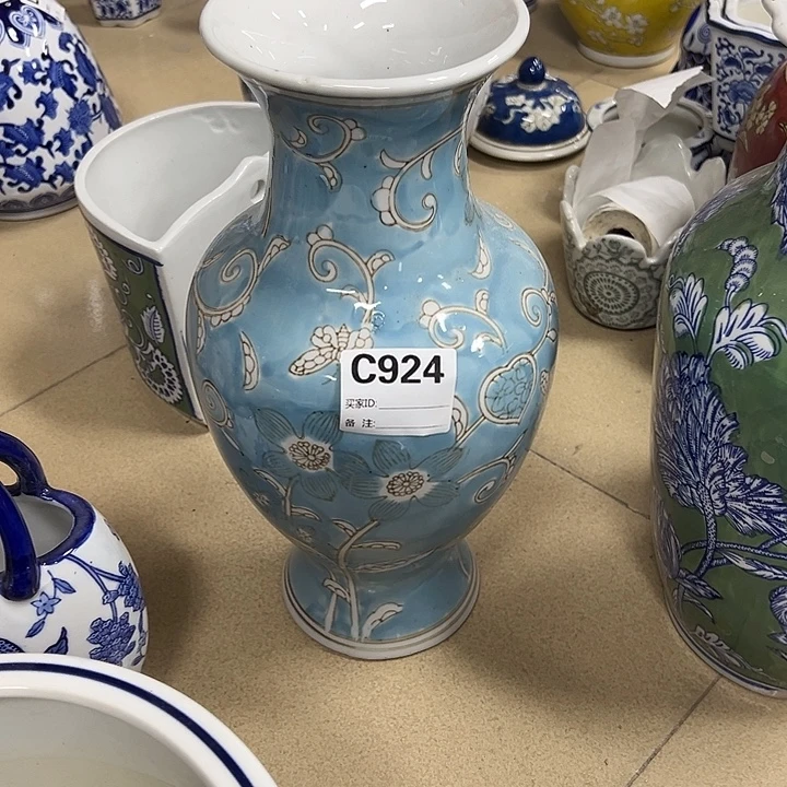 瓷片微瑕陶罐。。。。。。。。。。。。