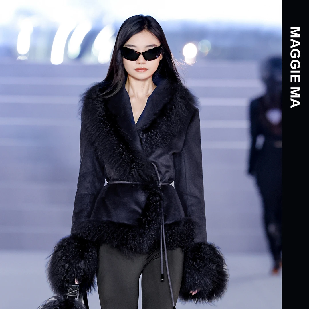 MAGGIE MA马婧设计师款蓝色温暖柔软毛毛鹅绒服拼接外套489C