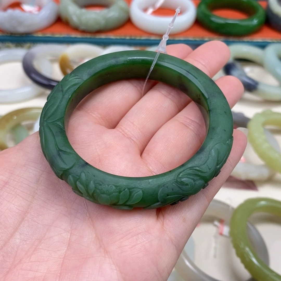 和田玉手镯未镶嵌52.8定制