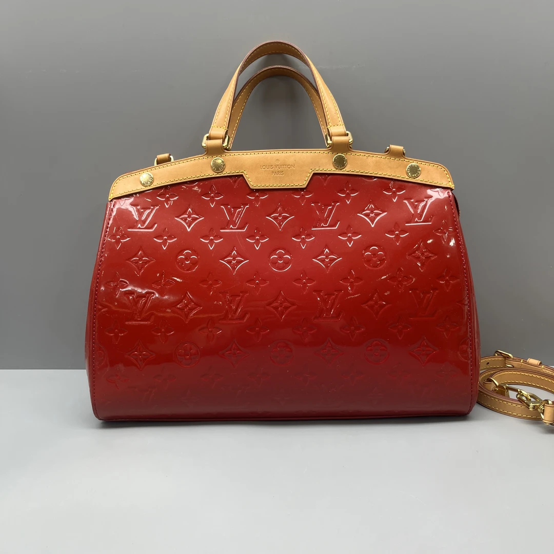 95新 LouisVuitton/路易威登 红色漆皮Brea医生包 尺寸33*23 SV