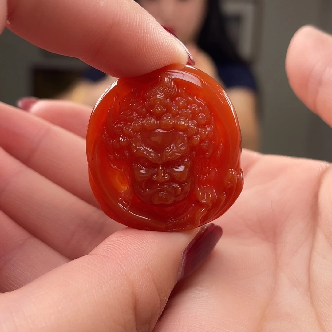 南红玛瑙吊坠未镶嵌