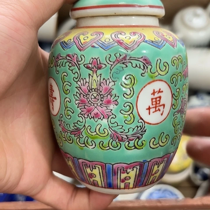 瓷片