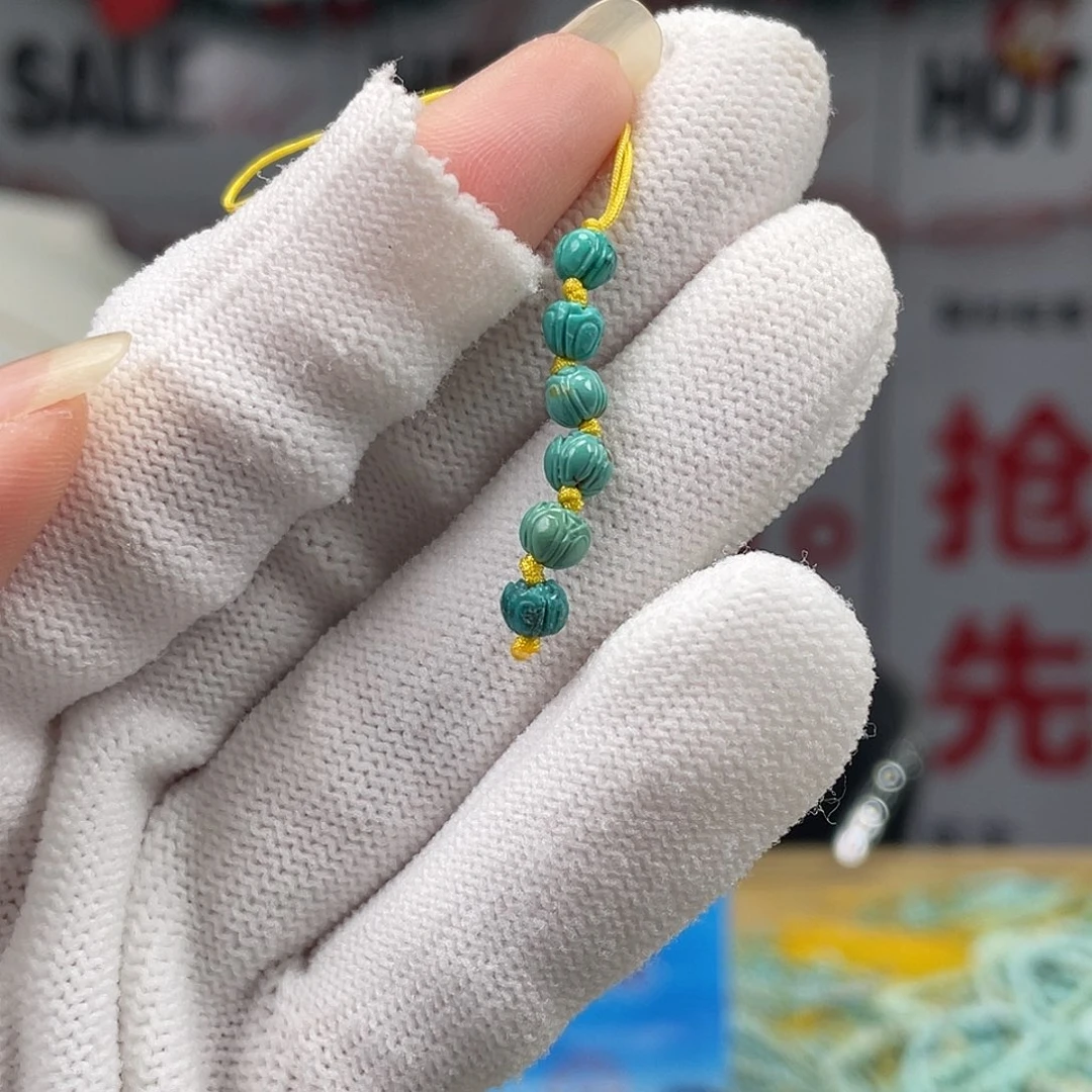 绿松石未镶嵌挂件