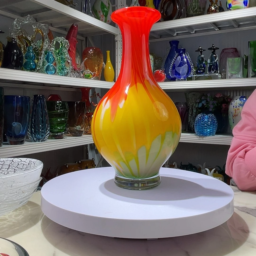 琉璃淄博琉璃花瓶…………………………