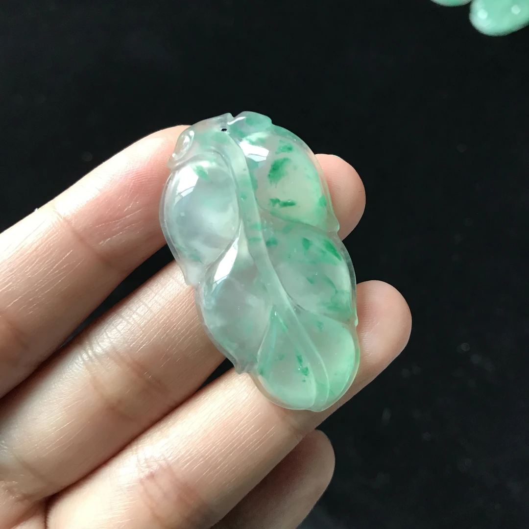 非洲翠冰花飘叶子40.6*22.2*5.2mm