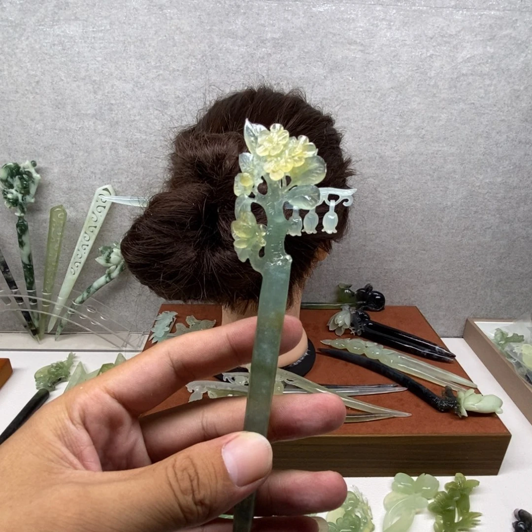喵***喵未镶嵌蛇纹石玉发簪