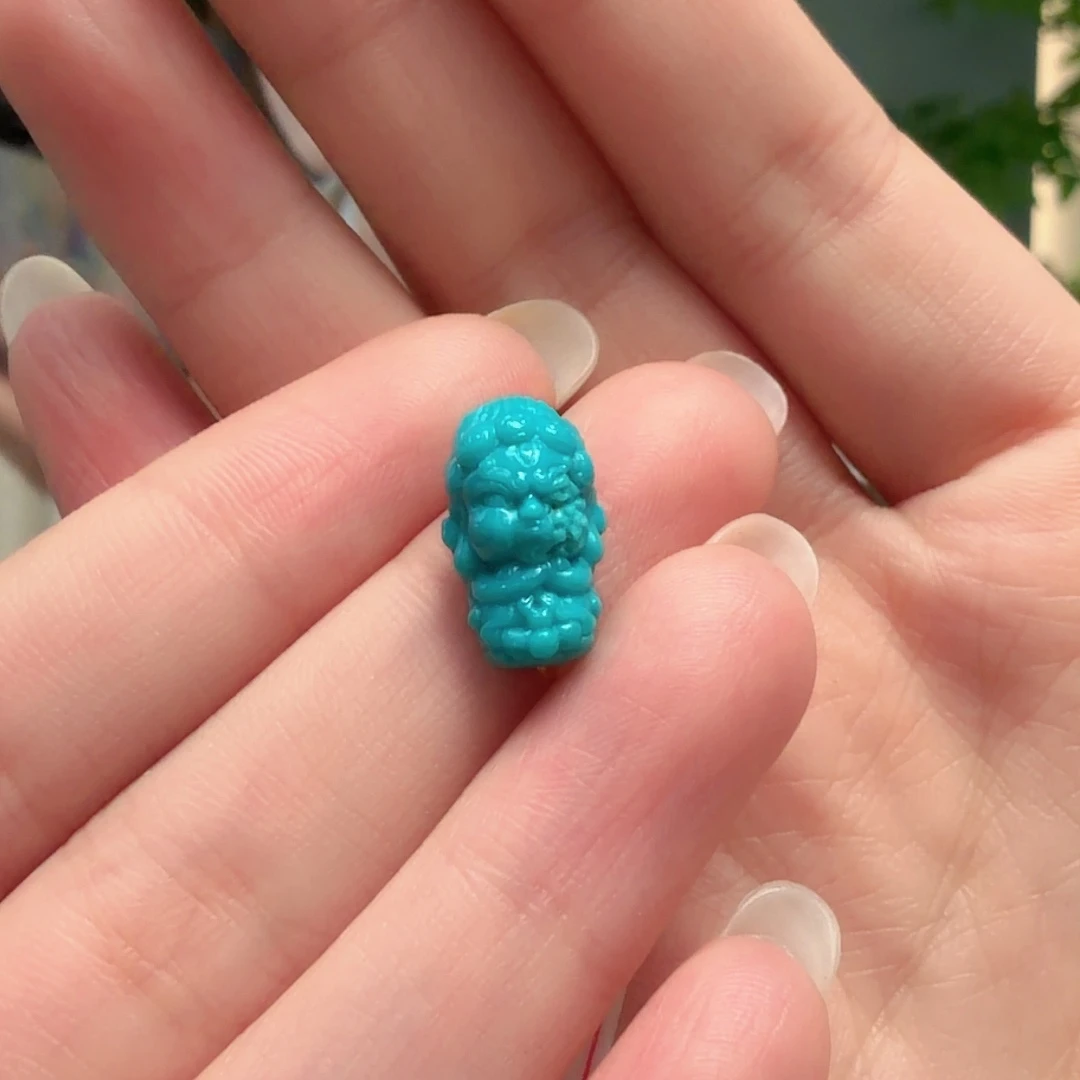 绿松石未镶嵌颈饰