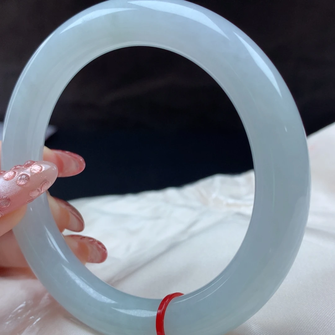 未镶嵌手镯（圆镯）翡翠96790，