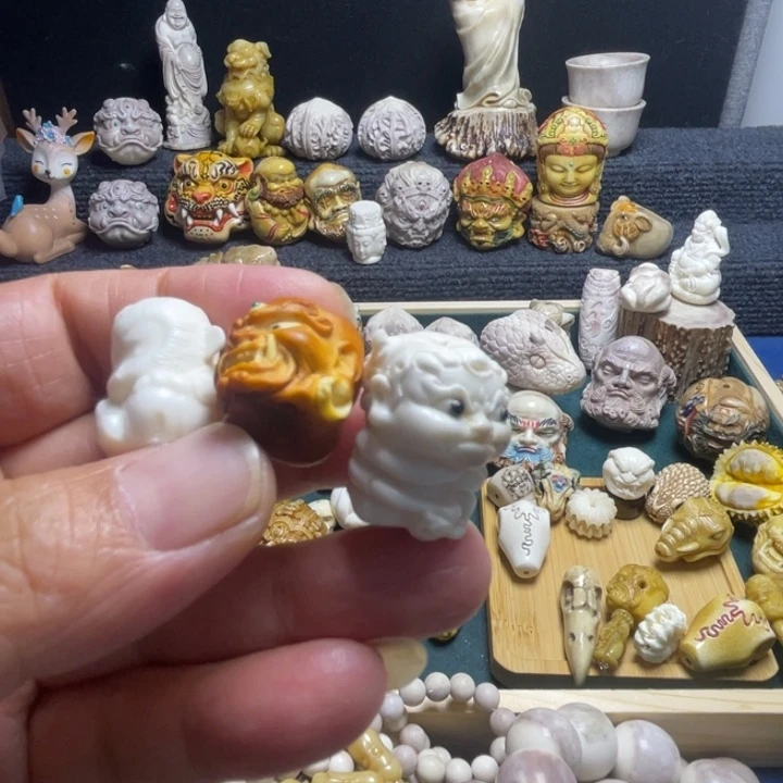 木江配饰鹿角雕刻三个一起