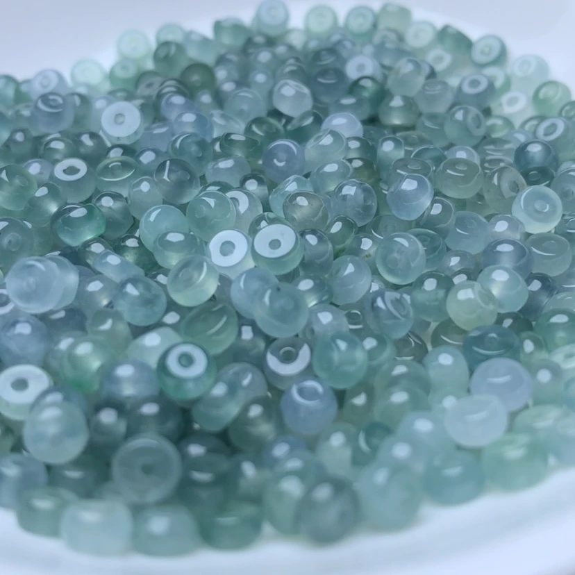 【闪购商品】散珠翡翠卡2.8乘4.5冰透蓝水算盘100个