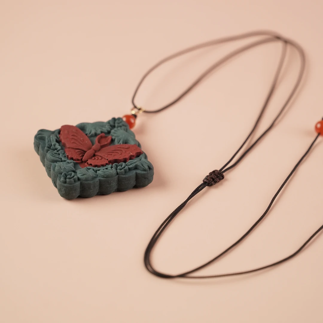 【珊木居】HXZ1591JY TO-P系列 蓝药师+红麝香合香手编绳吊坠