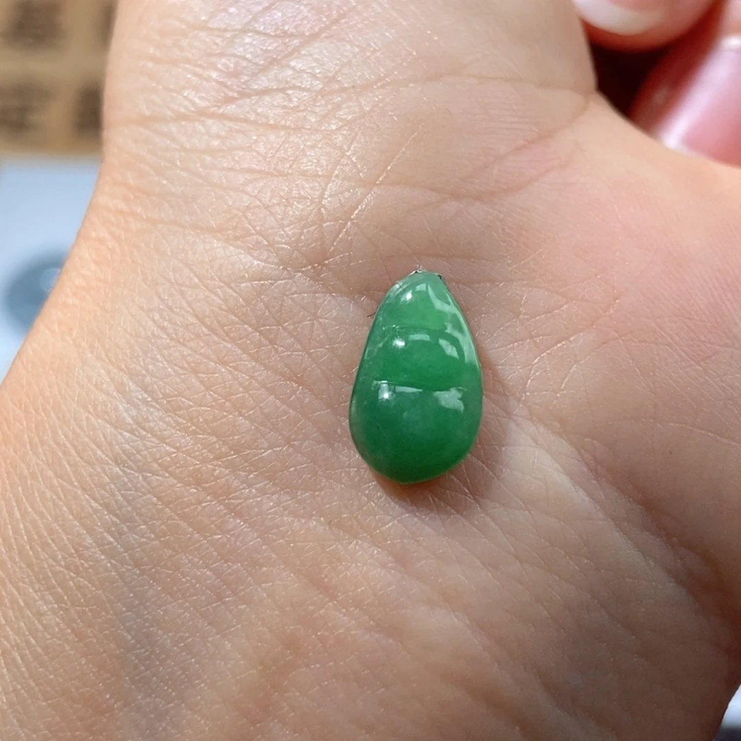 定制翡翠未镶嵌翡翠12.7×7.6×3