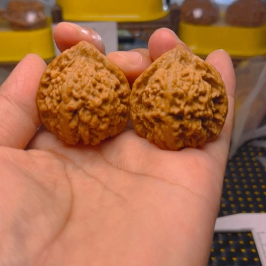 吊坠文玩核桃百花山