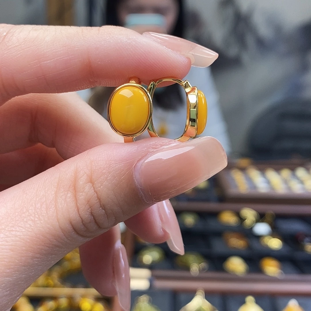 琥珀未镶嵌裸石成品