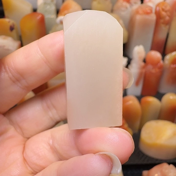 老挝石漂亮的好看的