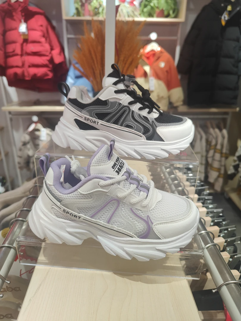 达巴2025春季新款休闲鞋