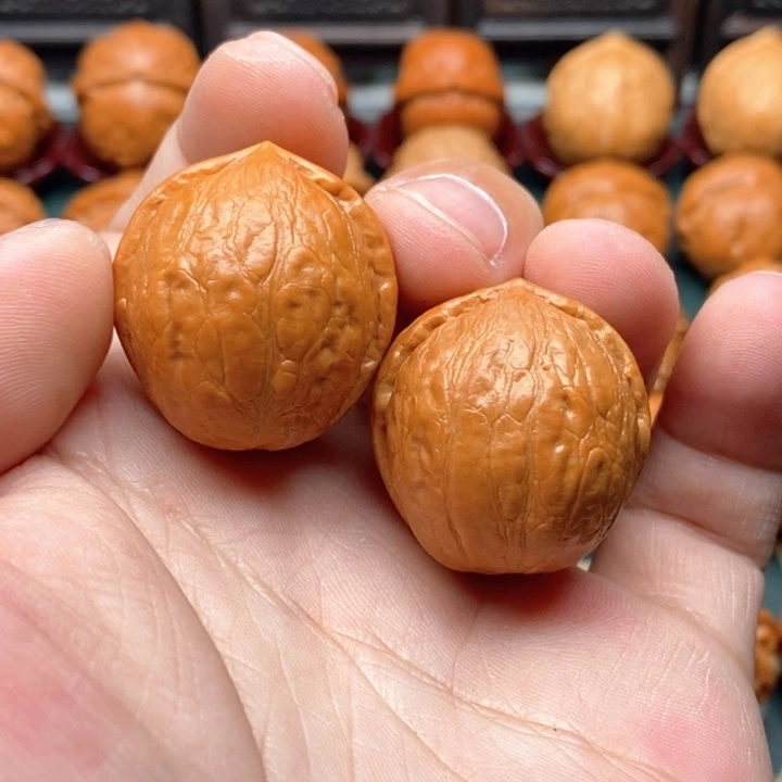 文玩核桃把件金佛