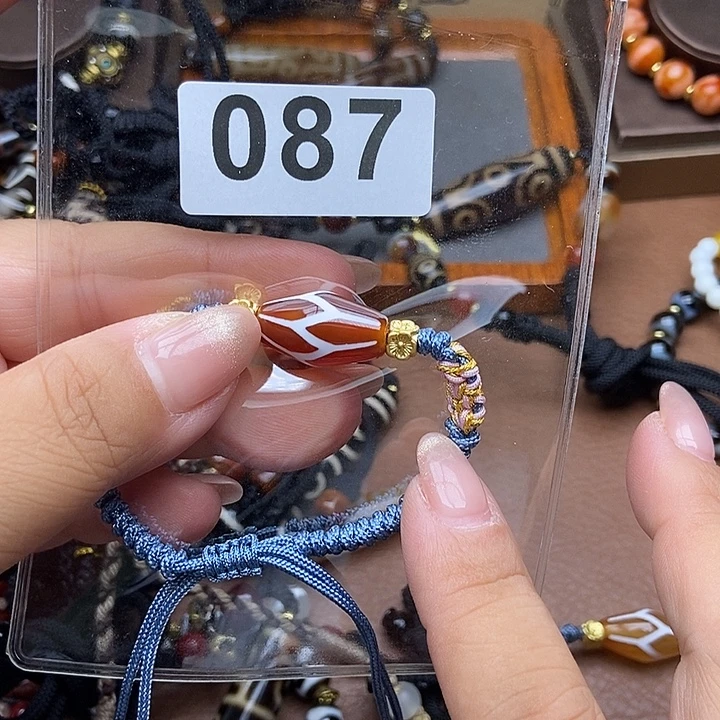 未镶嵌颈饰玛瑙/玉髓