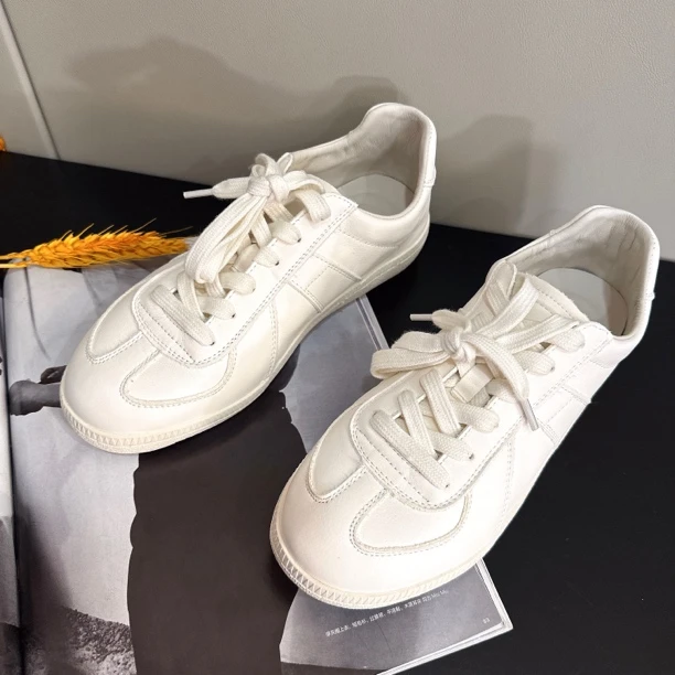 晓夏自制 "暴走小白鞋" 一脚沦陷~必买 软到爆!头层胎牛皮休闲鞋