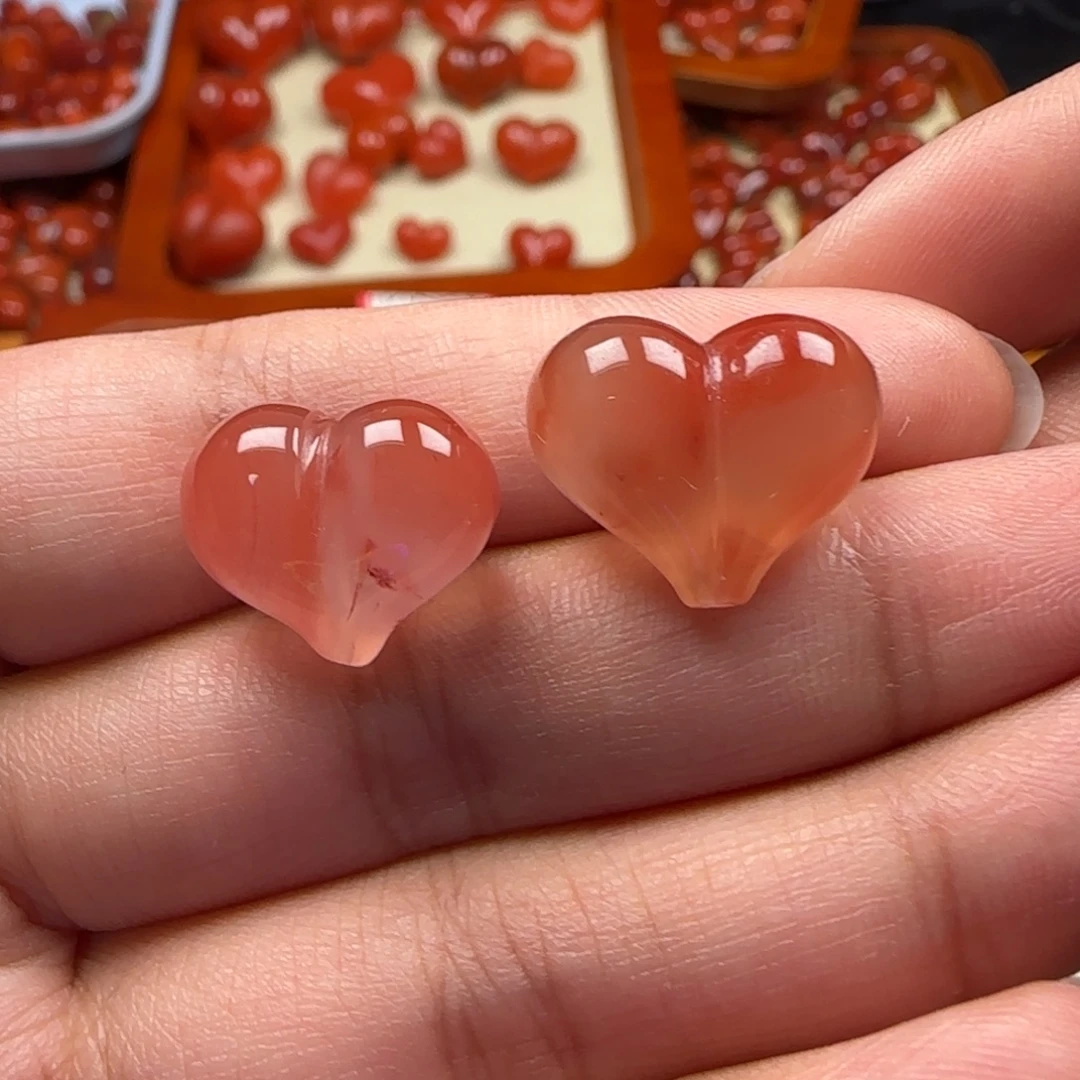 南红玛瑙未镶嵌挂件