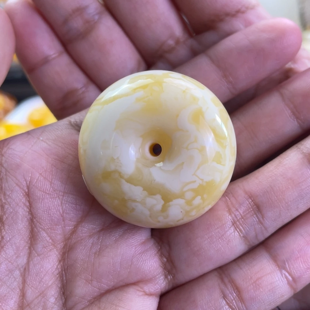 琥珀未镶嵌手链焦皮浓蜡白妖花平安扣吊坠