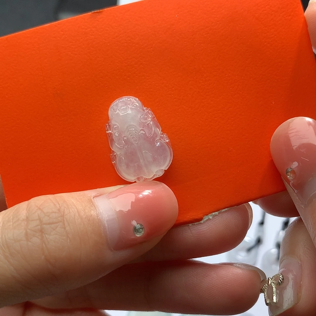 翡翠裸石翡翠冰貔貅