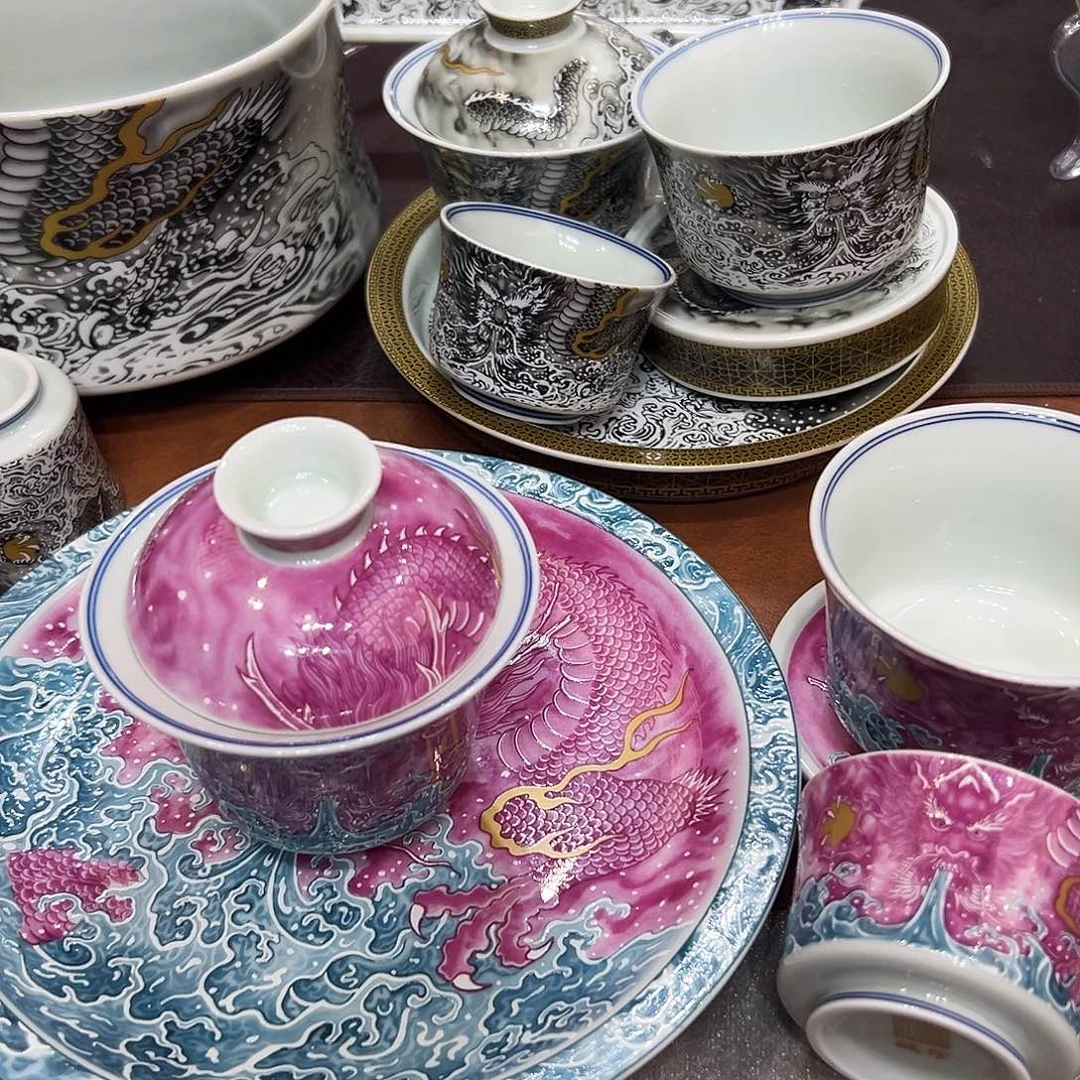 摆件是会慷慨解囊那么忙