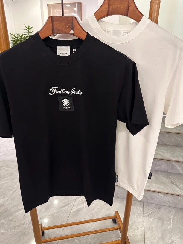 莱品国际-休闲时尚短袖T恤B010