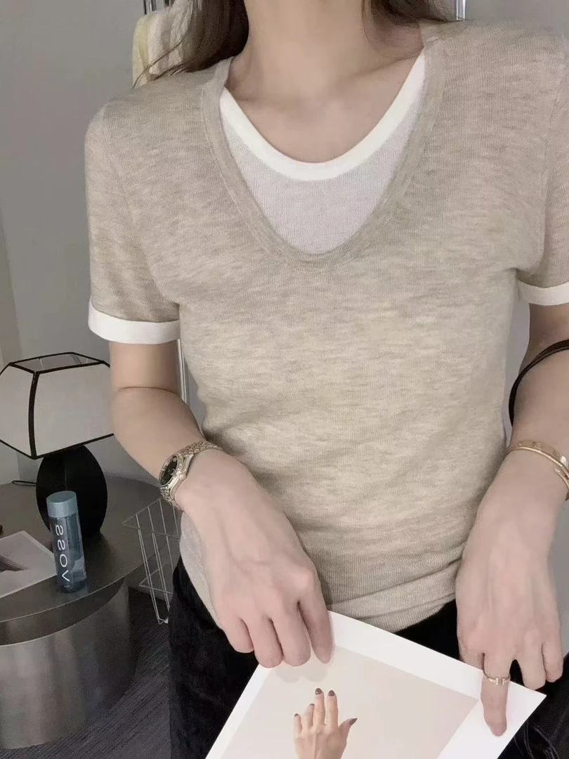 新款日系撞色假两件V领短袖T恤女夏季气质显瘦设计感薄款针织上衣