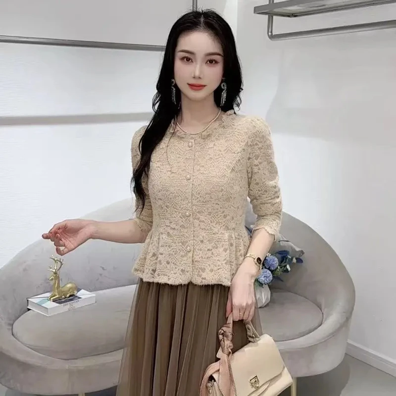 法式气质蕾丝衬衫女秋季新款修身显瘦长袖打底衫甜美减龄洋气上衣