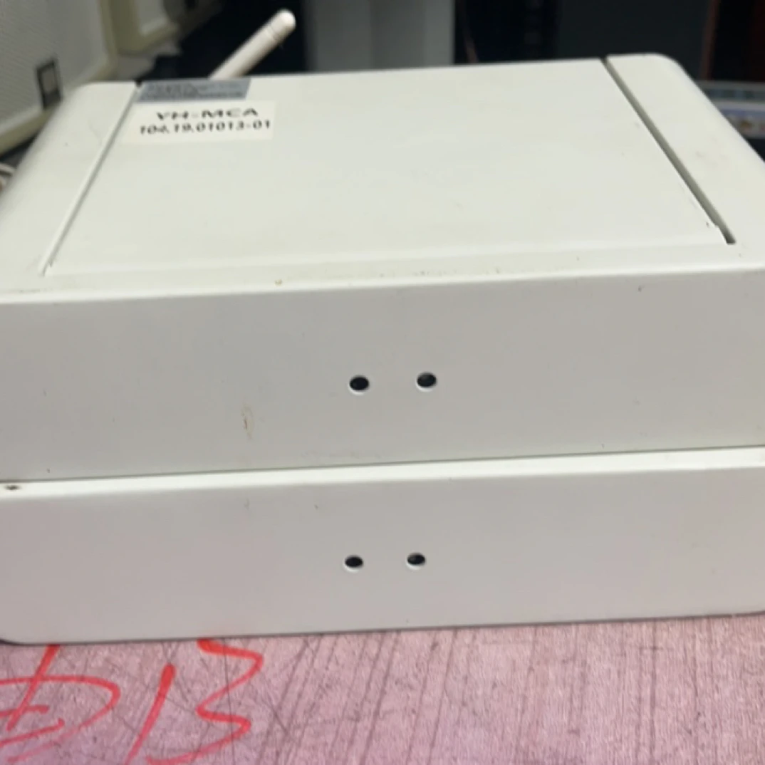 8新  二手 主机一台 不包邮