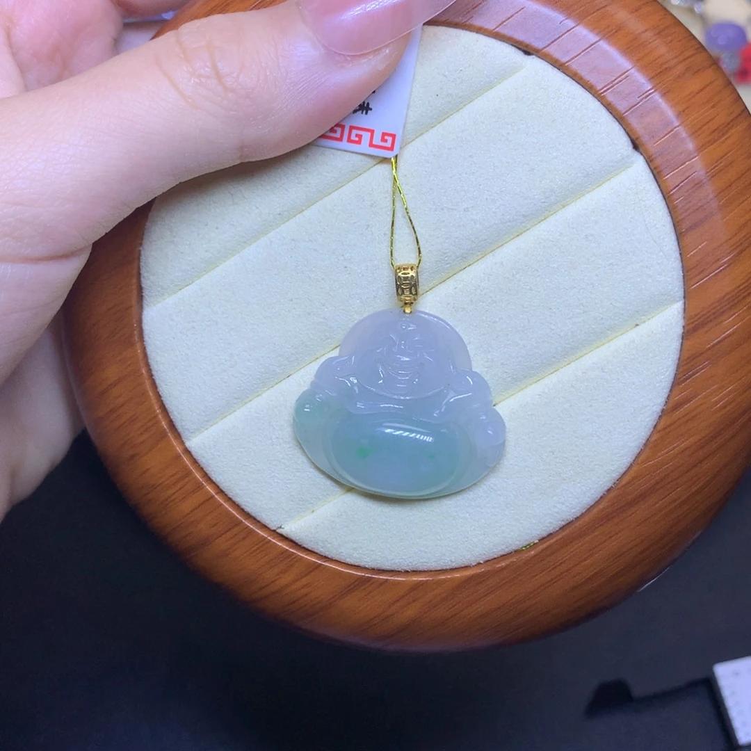 翡翠18K金镶嵌颈饰天然